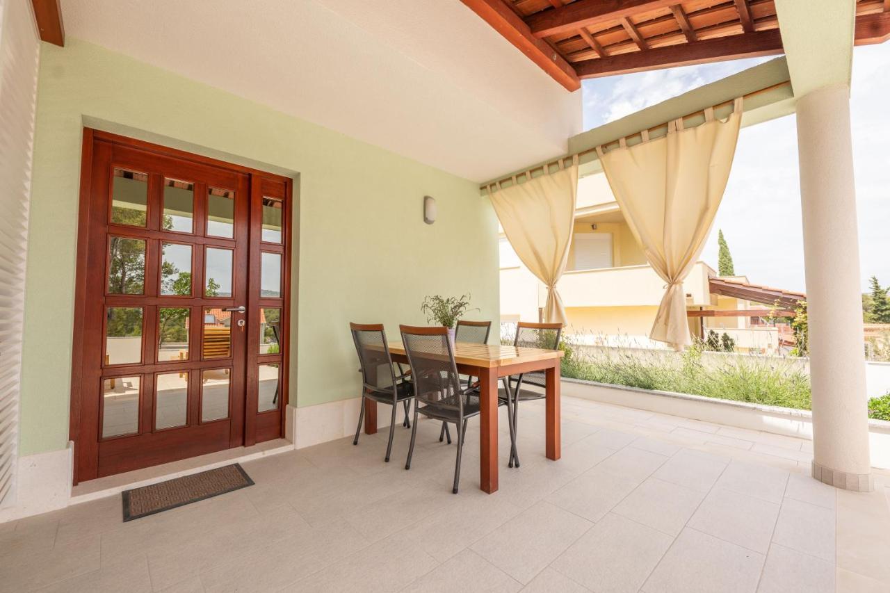 מילנה Villa Kalinic מראה חיצוני תמונה